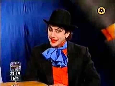 Chiche Bombón with the guachon