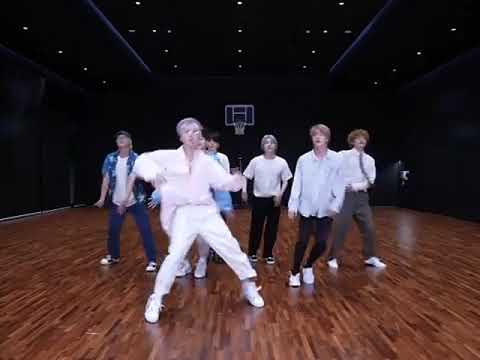 BTS in Nepali song kal kal khola saileji 💜🙂