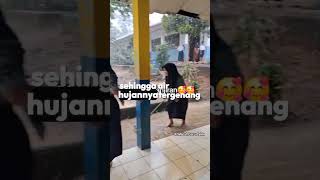 Download lagu banjir di halaman sekolah saat hujan deras #anak #sekolah #hujan #banjir #momen #shortvideo mp3