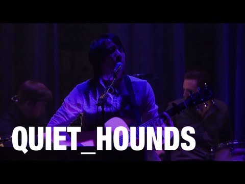 Quiet Hounds 