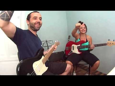 Um som com a aluna Julia Mestre #1 - Dois baixos