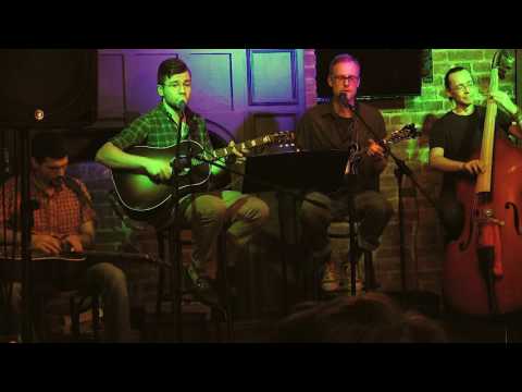 Red Brick Boys & Aaron Smith - Gotta travel on.