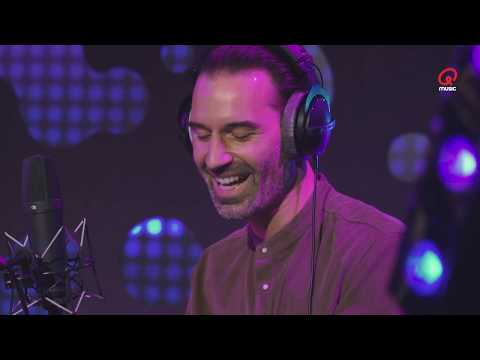 Black Eyed Peas - I Gotta Feeling (Sean & Maureen cover) | Top 500 van de 00's