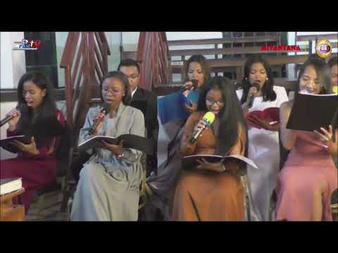 FFPM 102 – Reharehako ny hazo - Chœur Liturgique Ambatovinaky