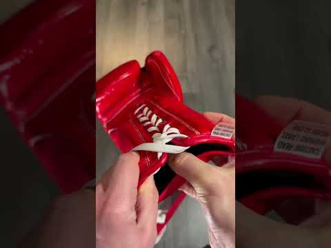 Cleto Reyes X Strap and Seal - ASMR satisfying opening 😍 #boxinggloves #asmr #secondsout #boxing