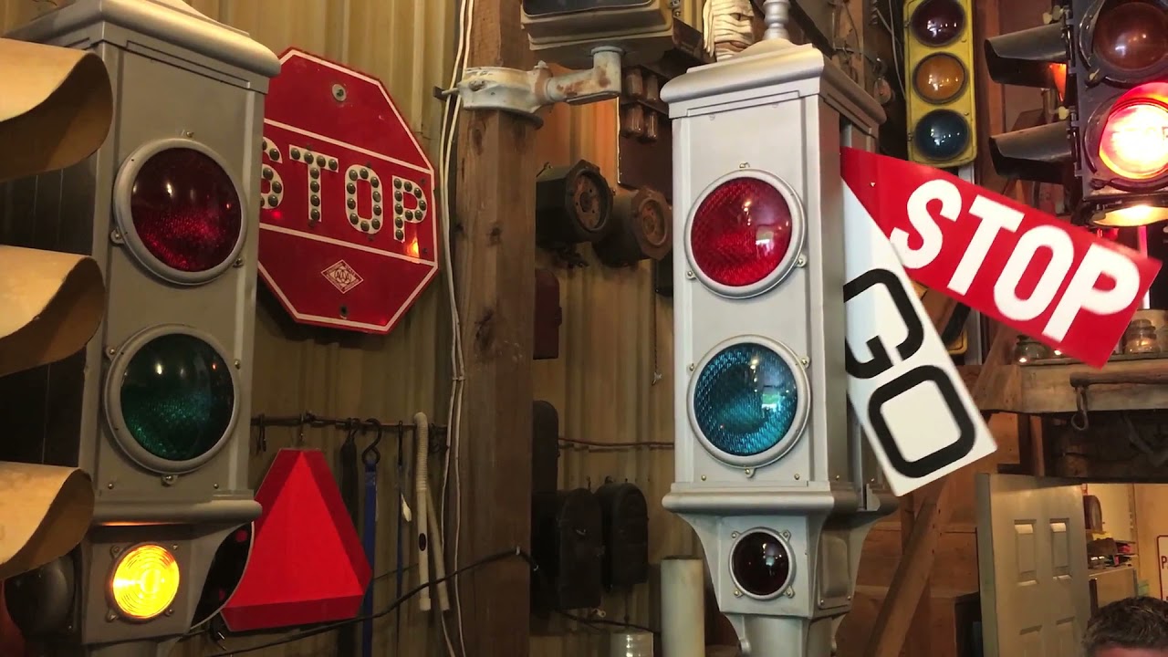 Acme Semaphore Traffic Signal Explained