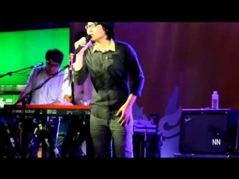 26-05-13 Lipta - แค่รู้ว่ารัก @ SINGHA Present กรุงเทพ YOUNG เจ๋ง