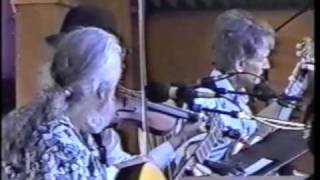 Retrograss - Blueridge Cabin Home