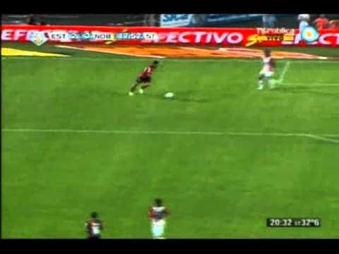 Gol de Víctor Figueroa. Estudiantes 2 Newells 3. Torneo Final 2013 (Infobae.com)