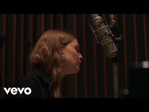 Maggie Rogers - Past Life - Official Documentary