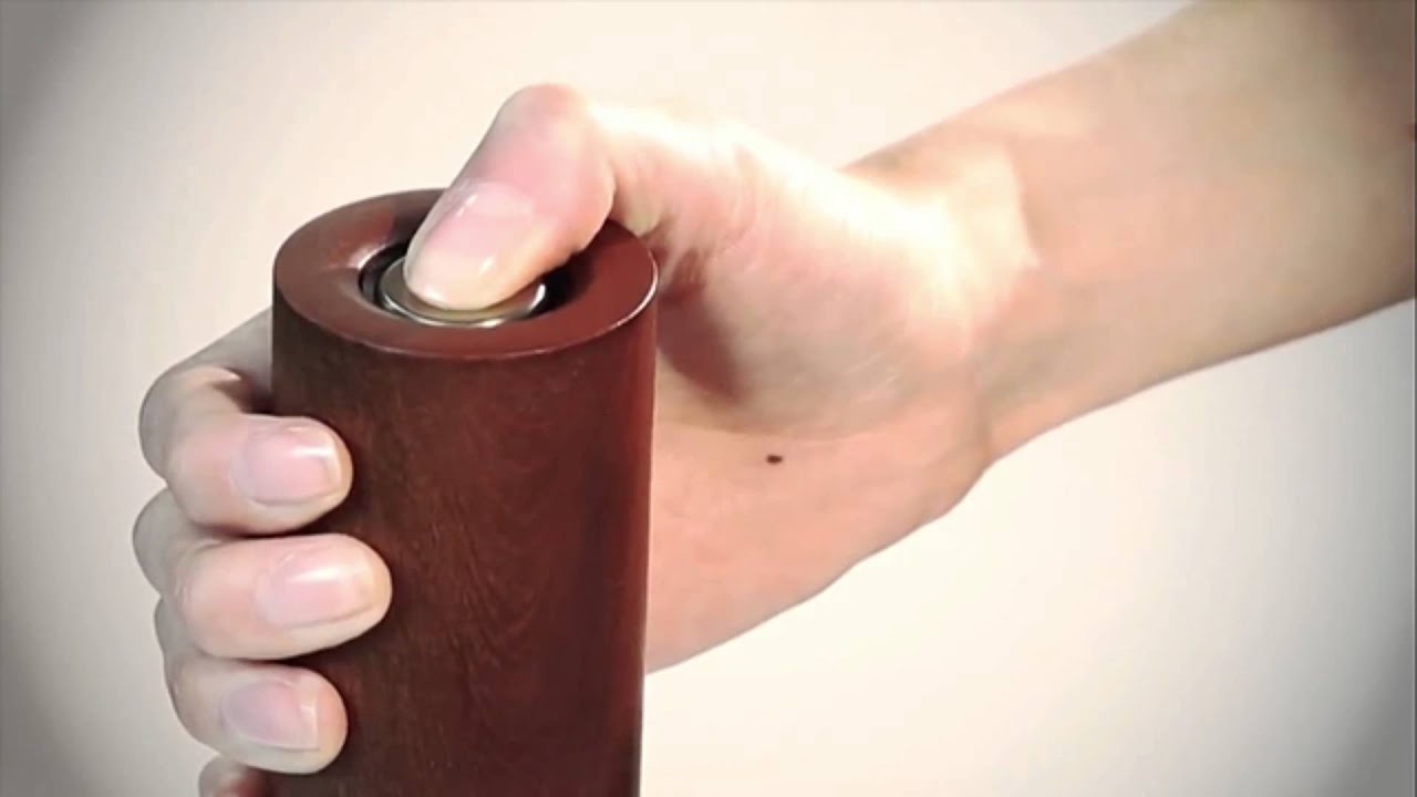 Młynek elektryczny do pieprzu i soli  Cole & Mason Cheltenham - adamar.pl