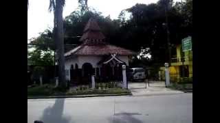 preview picture of video 'Masjid Perahu Cibarusah'