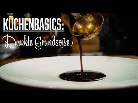 Dark base sauce – Cooking in the valley