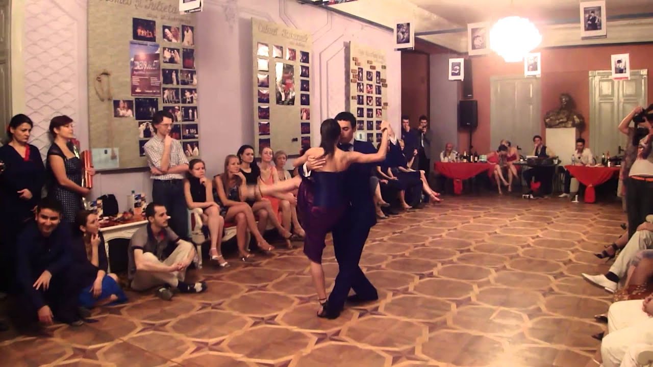 MADT 2013 - CHISINAU (Moldova) - Juliana Aparicio y José Almar - 2/4 - De floreo