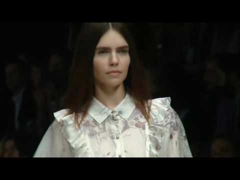Laroom Spring Summer 2017 Russia Fashion Week