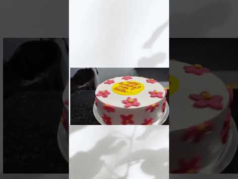 vanilla cake #baking #cakelover #birthday