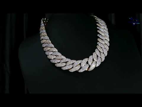 Round Brilliant Cut Moissanite Diamonds In 14 Kt Yellow Gold Chain For Men