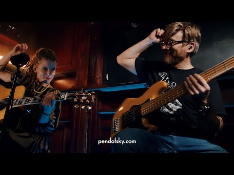 Pendofsky Meets Friends - Marta Zalewska "Byłam o krok"