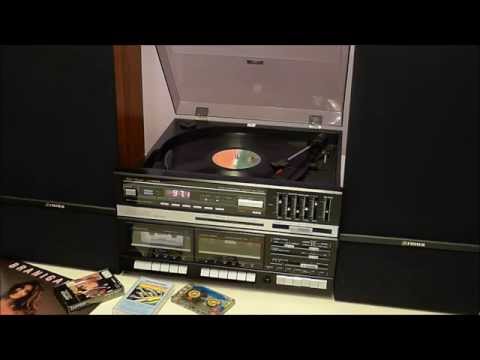 Playing 1980s music on the Fisher MC-723BK stereo