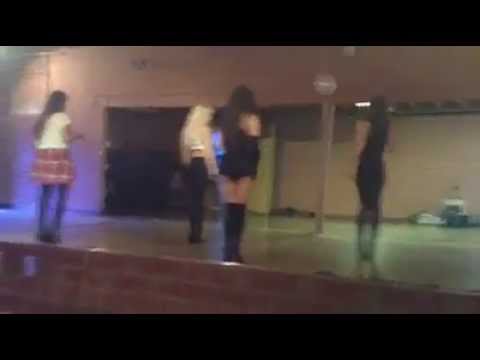 Natasha Slayton, Lauren Bennett, Emmalyn Estrada e Robin Antin Dancer Class w/ Brinn Nicole