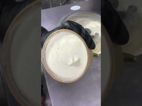 Làm kem cùng Gyreen #gelato #kem #icecream #homemade #giaikhat #anvatsaigon