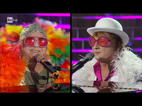 Francesco Paolantoni e Gabriele Cirilli cantano "Crocodile Rock" - Tali e Quali 20/01/2024