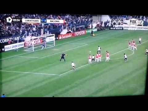 Penal atajado por Conde