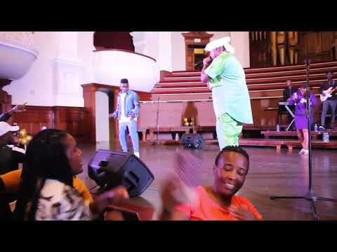 NDORINGA IMI  MAMBO DHUTERERE ft Astrue Live Performance in Cape Town South Africa