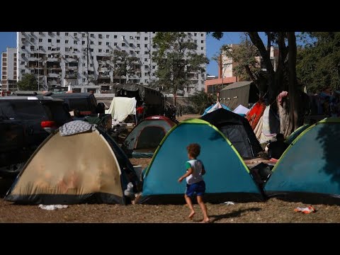 Venezuelans displaced by deadly earthquakes seek shelter in crowded tent encampments