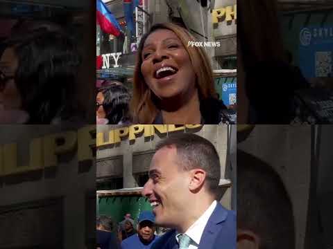 'Jesse Watters Primetime' visits the Columbus Day parade #shorts #fox #breaking #media