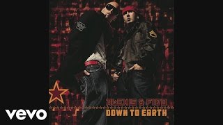 Alexis &amp; Fido - Superhéroe (Cover Audio Video)