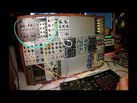 Modular Synth Basics - Basic Synth Patch Tutorial - Modular Eurorack