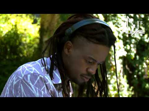 AJ's House #29: Masšh (DJ Mix)