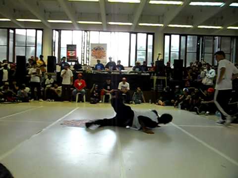 MASTER CREWS 2011 - MIXA -- FUNK FOCKERS vs LIGEIRO -- NOSSA CREW