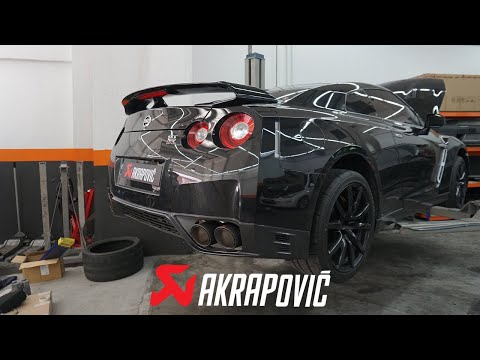 NISSAN GTR R35 X AKRAPOVIC EXHAUST | BLACK OUT GODZILLA
