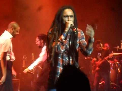 Rael - Eles Não Tão Nem Aí part. M.Sário, Emicida e Criolo ( Ao Vivo Sesc V.Mariana )