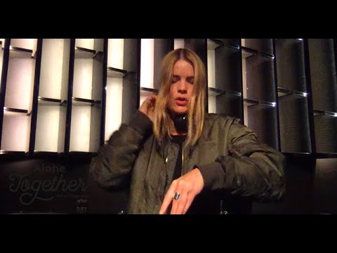 AloneTogether #13 w/Jennifer Touch (Berlin)