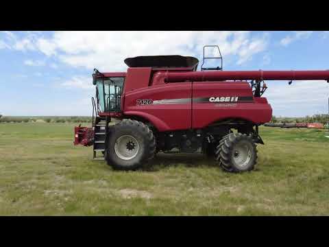 2011  Case-IH  7120 Axial Flow Combine