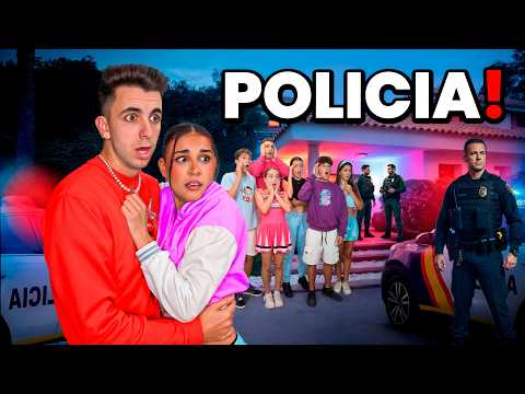 LA POLICÍA VIENE A POR NOSOTROS…*entra en casa!*