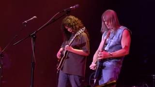 Stressfest performed by Steve Morse and 13 year old Chelsea Constable (2003)