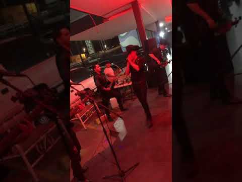 Por Clave El Doble R - Grupo Sin Escala (En vivo)