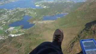 preview picture of video 'Paragliding, Ålesund, Møre og Romsdal, Sula'