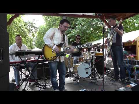 11 Gumbo Funk Project - Root Down