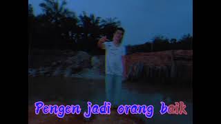 Download lagu Story WhatsApp mp3