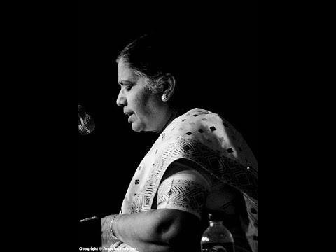 Vidushi Malini Rajurkar (vocal) - Raga Charukeshi