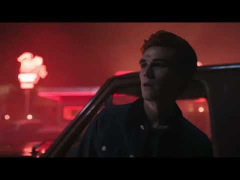 Heraldo Helps Veronica And Reggie, Someone Trashed The Houses - Riverdale 6x08 Scene