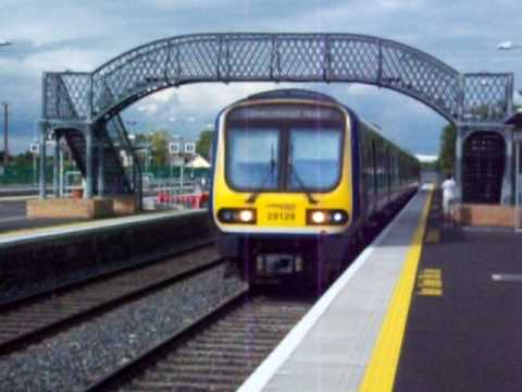 29000 Class Dublin Heuston - Newbridge,arriving at Hazelhatch & Celbridge