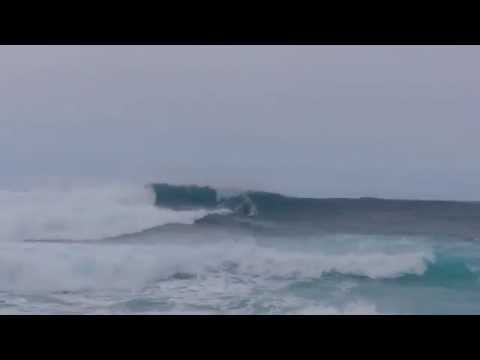 Tow-in Surfing at Third Reef Pipeline