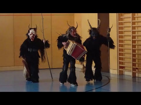 Krampusshow 2019 NMS Saalfelden Bahnhof