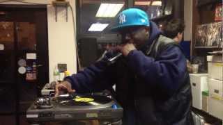 OXYGEN & EDAN - Academy NYC in-store (12-16-12): Ox needle drops + rhymes!